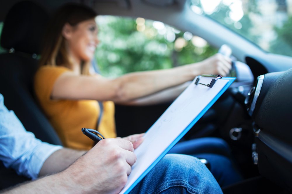 What Is the Cheapest Way to Learn How to Drive?